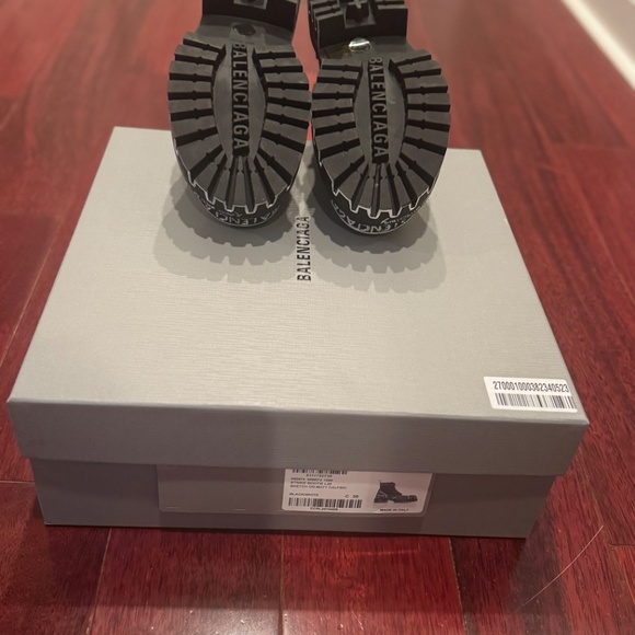 Balenciaga Strike Graffiti Sketch Boots - Picture 5 of 5